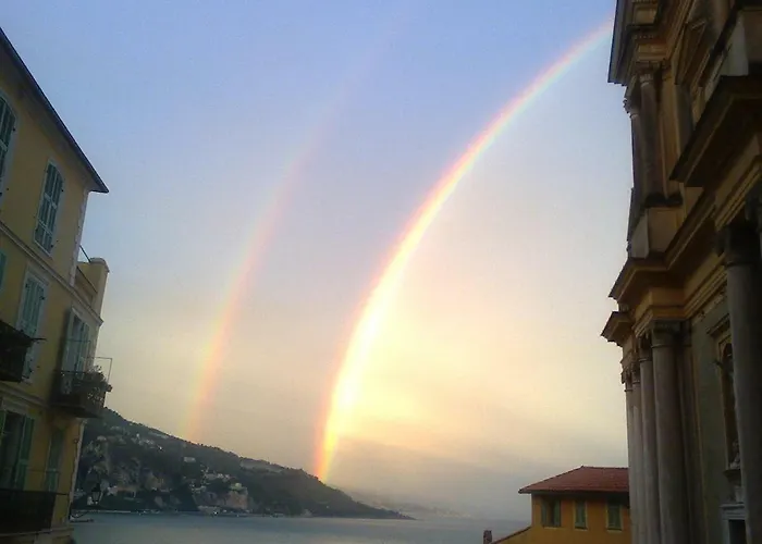 Daire Vista Mare Vecchia Citta Menton