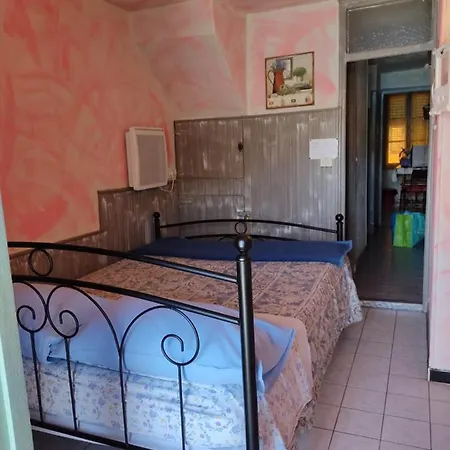 Vista Mare Vecchia Citta Ментона